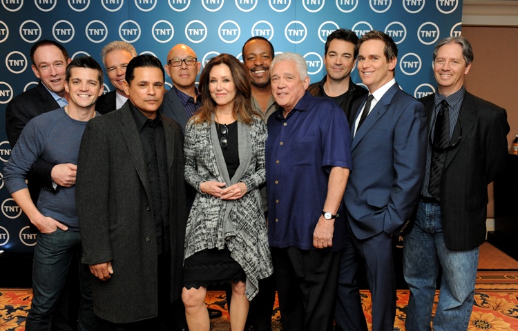 Mary McDonnell and the cast of MAJOR CRIMES.