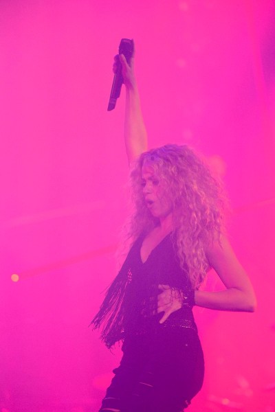 Shakira - Special Event for T-Mobile at Bryant Park - New York, NY - October 9, 2013 - photo by Kevin Mazur � 2013. Courtesy of LAN-ENT.