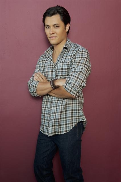 Blair Redford stars in THE LYING GAME.