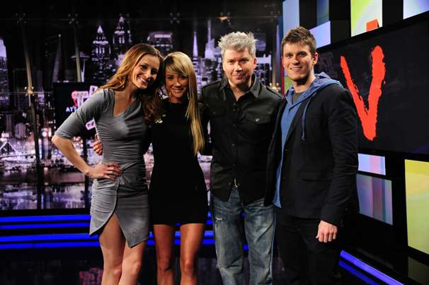 Candace Bailey, Sara Underwood and Chris Gore on G4's "Attack of the Show."