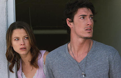 Scottie Thompson and Eric Balfour star as Elaine and Jarrod in the Rogue Pictures feature SKYLINE.