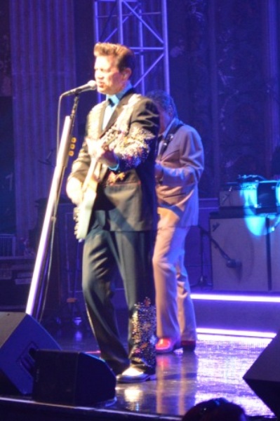 Chris Isaak - The Keswick Theatre - Glenside, PA - September 12, 2014 - photo by Jay S. Jacobs � 2014