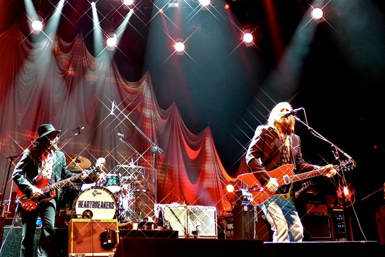 Tom Petty & the Heartbreakers - Wells Fargo Center - Philadelphia, PA - September 15, 2014 - photos by Jim Rinaldi � 2014