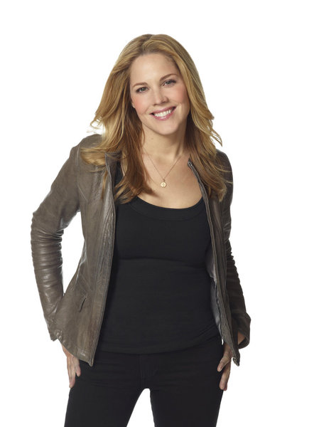 IN PLAIN SIGHT -- Season:4 -- Pictured: Mary McCormack as Mary Shannon -- Photo by: Robert Ascroft/USA Network 