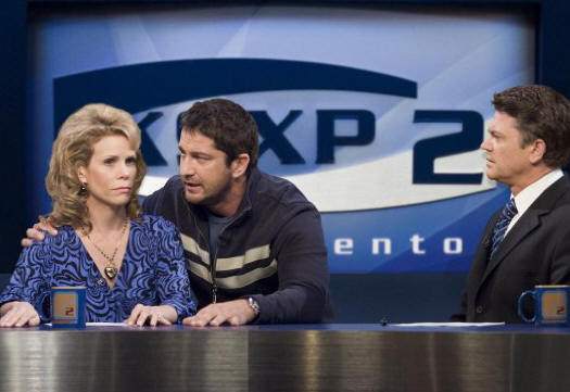 Cheryl Hines, Gerard Butler and John Michael Higgins in 'The Ugly Truth.'