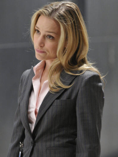 COVERT AFFAIRS -- "South Bound Suarez" Episode #103 -- Pictured: Piper Perabo as Annie Walker -- Photo by: Steve Wilkie/USA Network