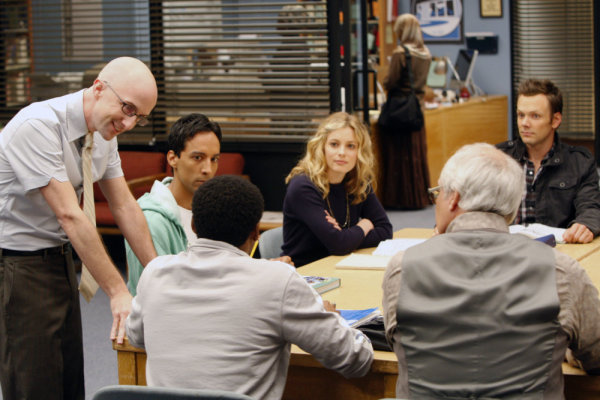 COMMUNITY -- "Football, Feminism, and You" Episode 103 -- Pictured: (l-r) Jim Rash as Dean Pelton, Danny Pudi as Abed, Gillian Jacobs as Britta, Joel McHale as Jeff, Chevy Chase as Pierce -- NBC Photo: Chris Haston