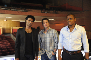 PSYCH -- "Bollywood Homicide" Episode 4004 -- Pictured: (l-r) Sendhil Ramamurthy as Raj, James Roday as Shawn Spencer, Dule Hill as Gus Guster -- USA Network Photo: Alan Zenuk 